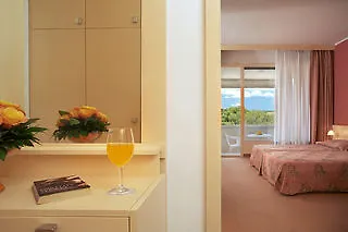 Pical Sunny Hotel By Valamar Porec