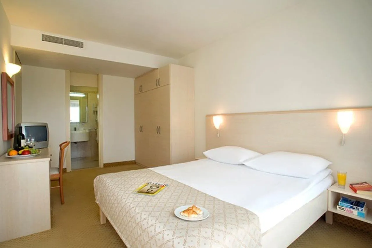 Pical Sunny Hotel By Valamar Porec
