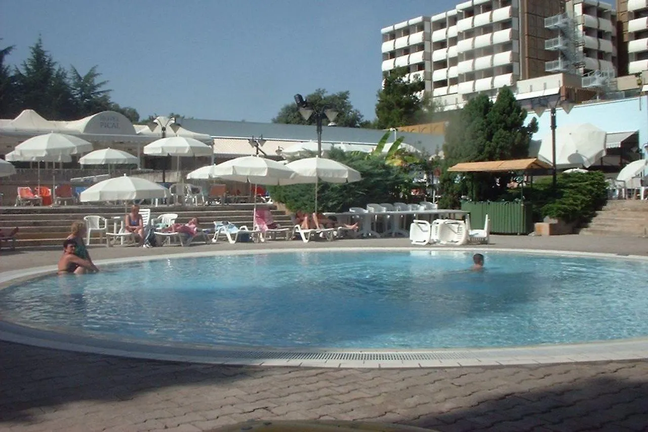 Pical Sunny Hotel By Valamar Porec